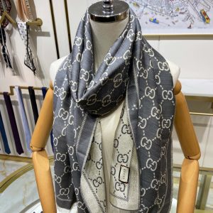 Gucci GG Lamé Jacquard Stole Scarf Grey 195cm/77in