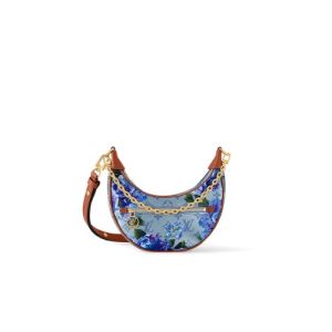LOUIS VUITTON WOMEN'S LOOP BLUE M21183