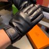 Hermes Soya Gloves In Black