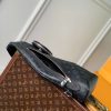 Louis Vuitton Duo Slingbag Black For Men 42cm / 16.5in M30936