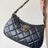 Chanel 23K Black Hobo Bag For Women 9,1in/25cm
